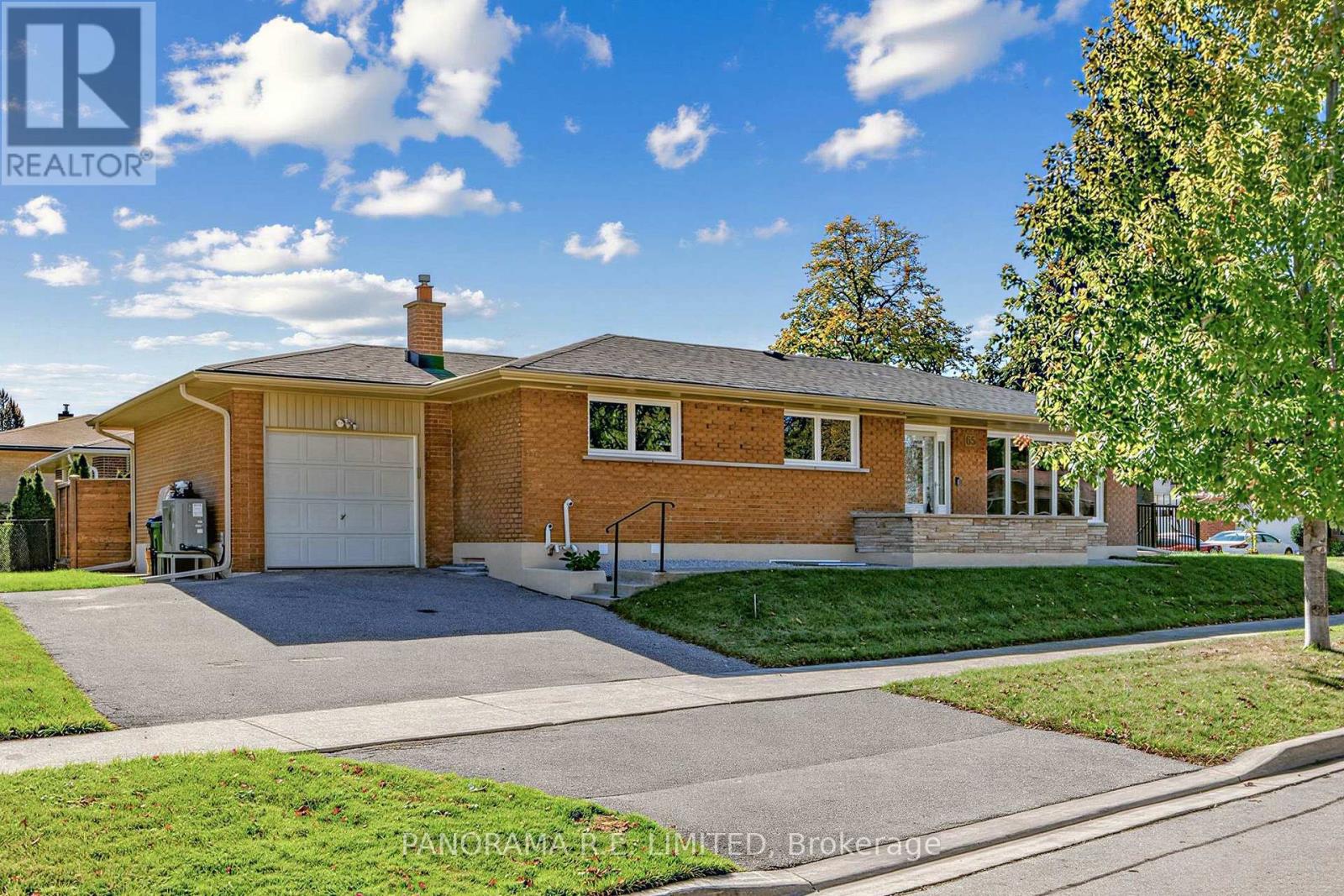 65 HARROP AVENUE, toronto (islington-city centre west), Ontario