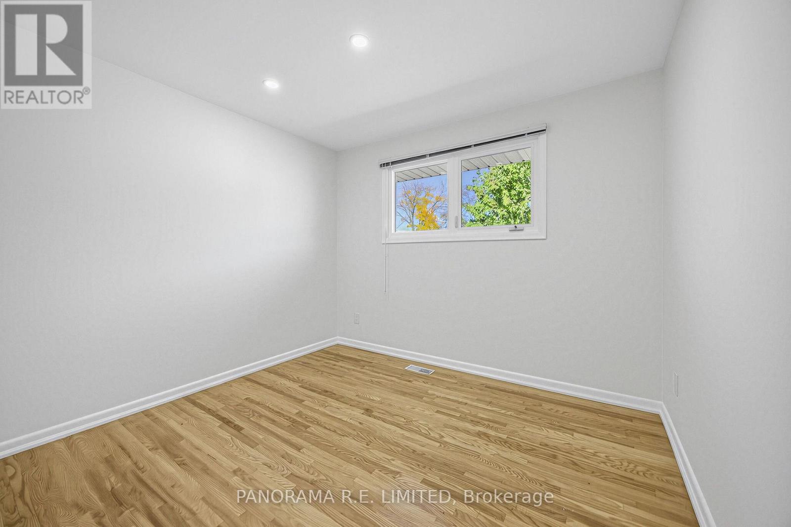 65 Harrop Avenue, Toronto (Islington-City Centre West), Ontario  M9B 2H1 - Photo 14 - W14113844