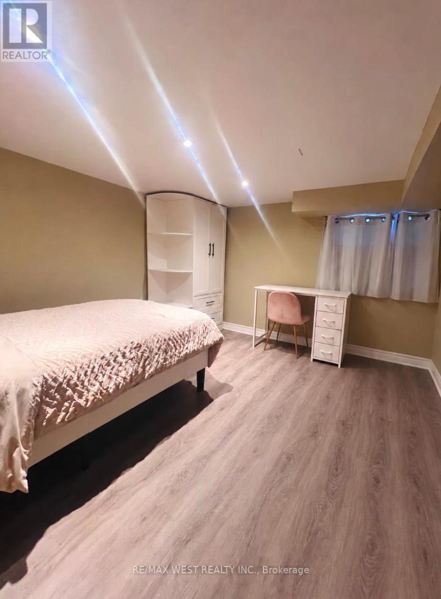 Bsmt - 508 Concord Avenue, Toronto, Ontario  M6H 2P8 - Photo 4 - W14113362