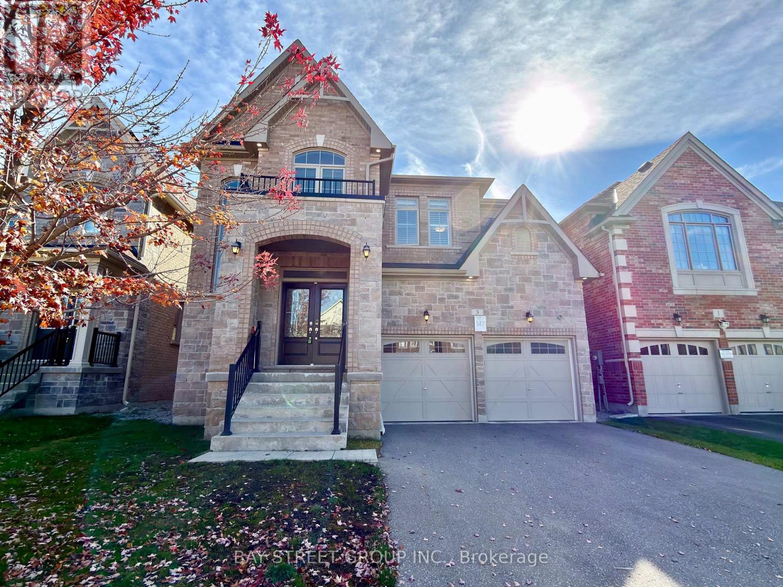 3 MANOR HAMPTON STREET, East Gwillimbury, Ontario