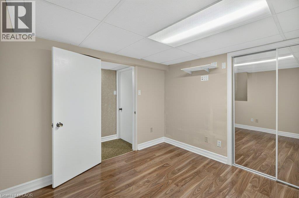 600 Holly Hill Crescent, Burlington, Ontario  L7L 3Z7 - Photo 35 - 40873232