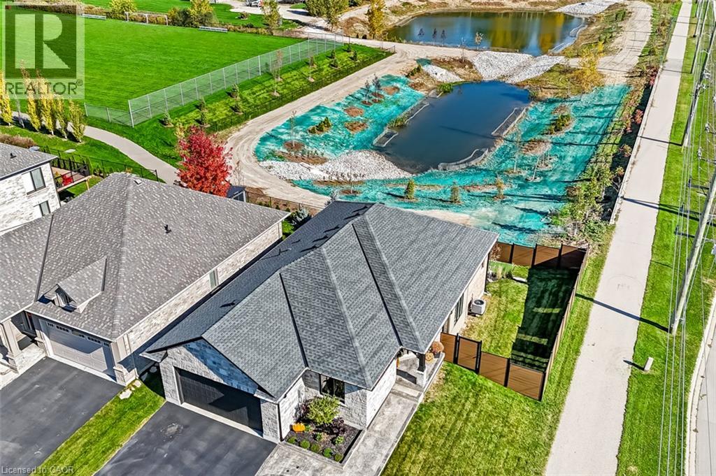 30 WHITING Drive, paris, Ontario