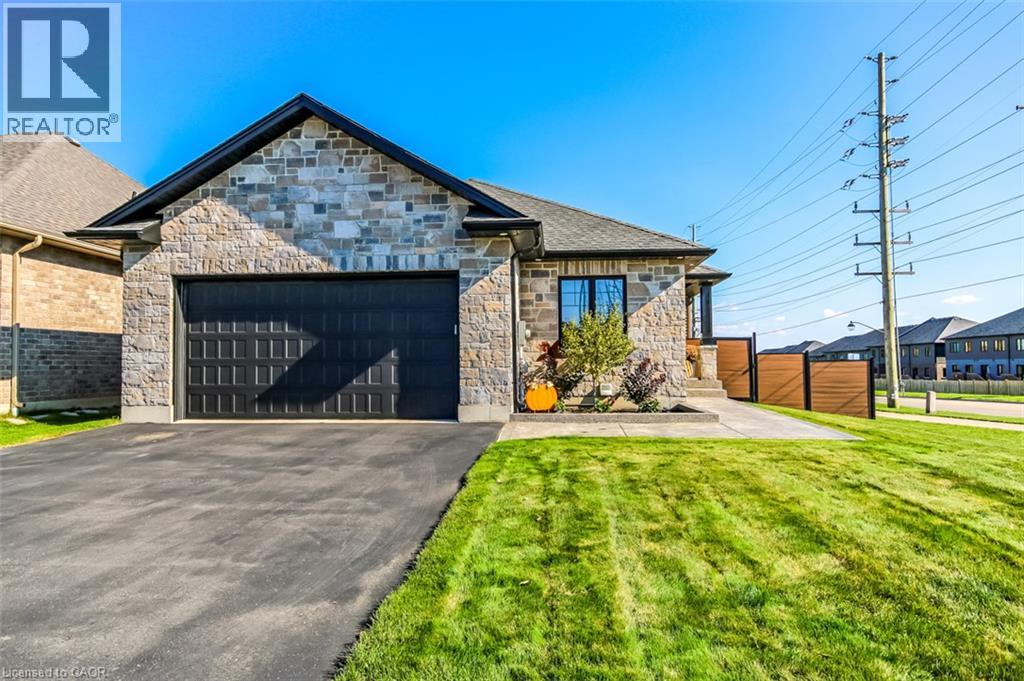 30 Whiting Drive, Paris, Ontario  N3L 0H3 - Photo 2 - 40873174