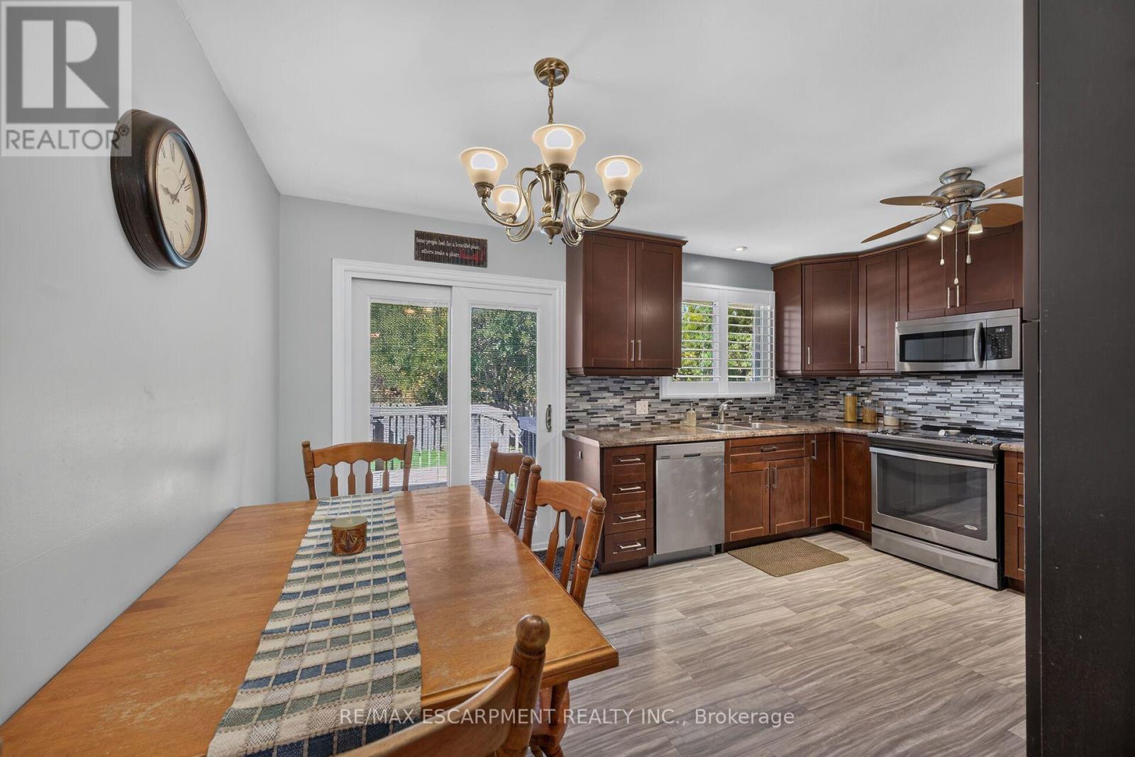 17 Tranquility Street, Brantford, Ontario  N3R 3H6 - Photo 11 - X14112806