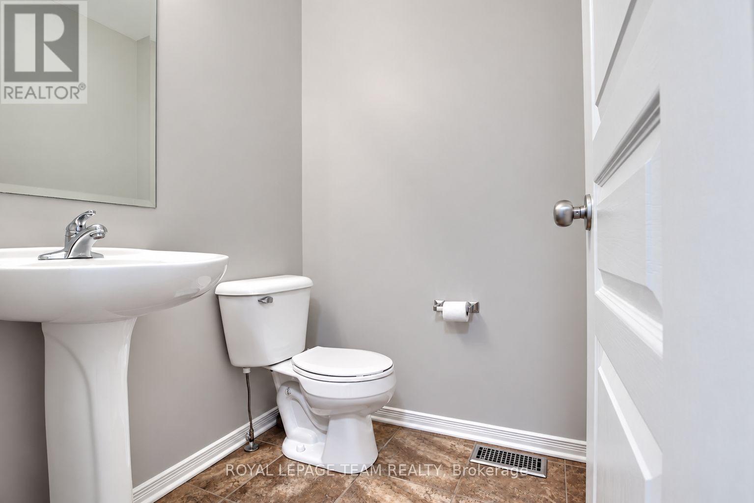190 Sorento Street, Ottawa, Ontario  K2J 0B6 - Photo 3 - X14113892