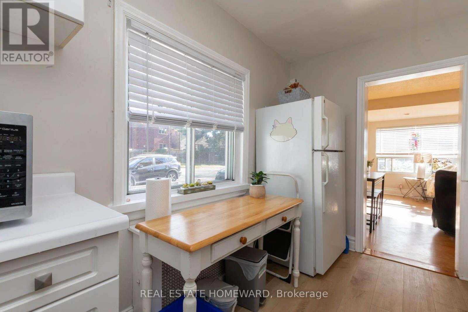 212 Clonmore Drive, Toronto (Birchcliffe-Cliffside), Ontario  M1N 1Y1 - Photo 12 - E14113880