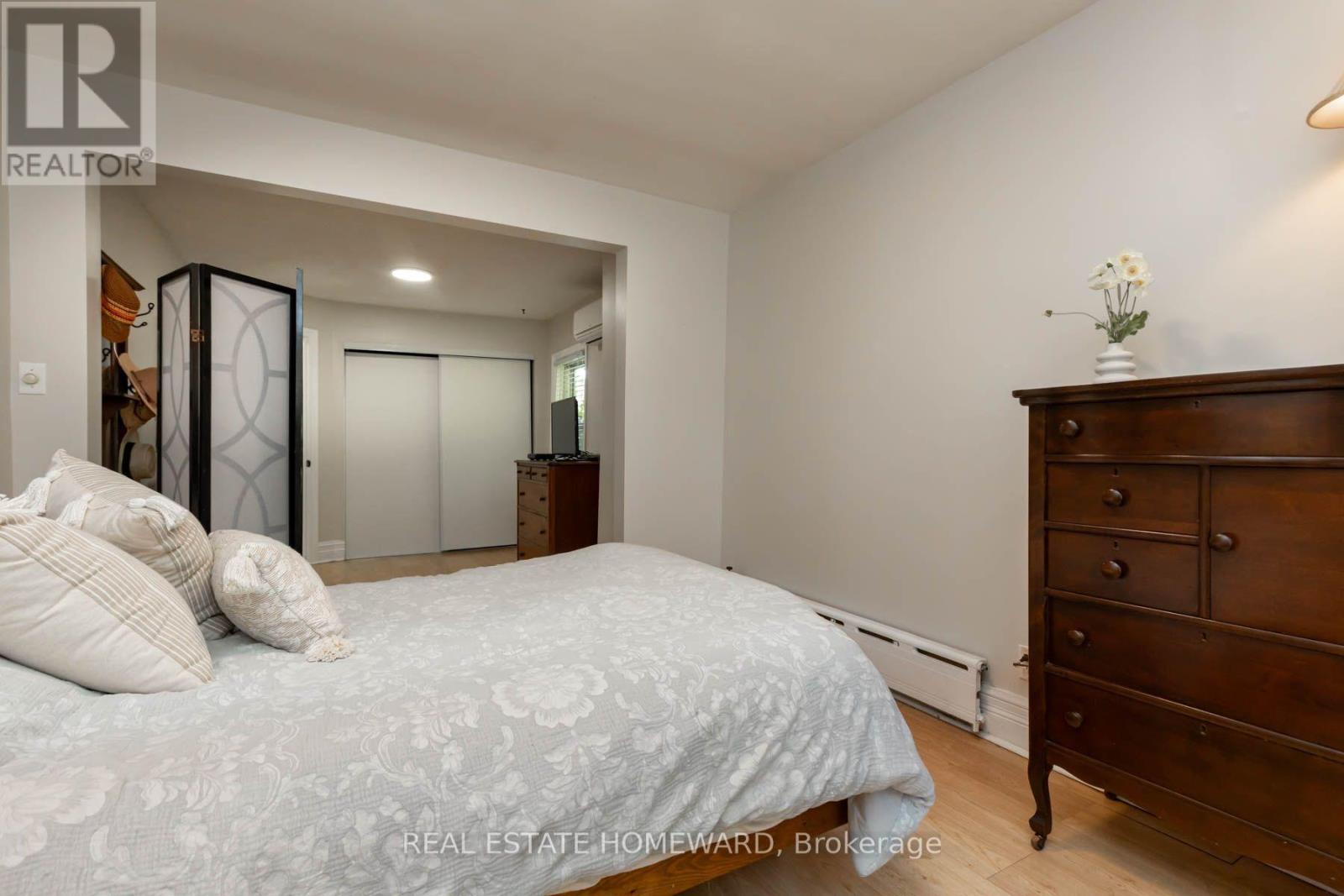 212 Clonmore Drive, Toronto (Birchcliffe-Cliffside), Ontario  M1N 1Y1 - Photo 19 - E14113880