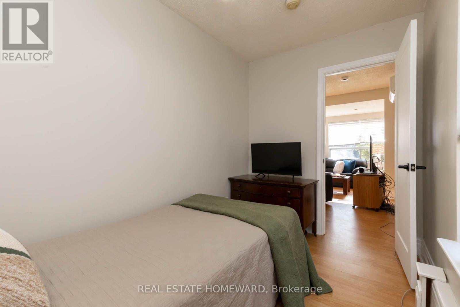 212 Clonmore Drive, Toronto (Birchcliffe-Cliffside), Ontario  M1N 1Y1 - Photo 24 - E14113880
