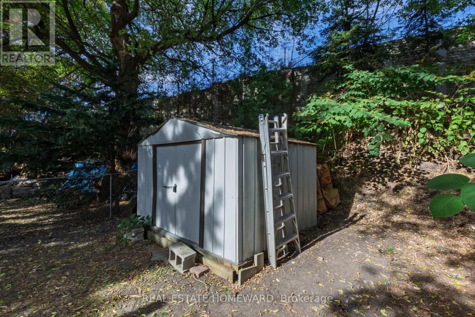 212 Clonmore Drive, Toronto (Birchcliffe-Cliffside), Ontario  M1N 1Y1 - Photo 38 - E14113880