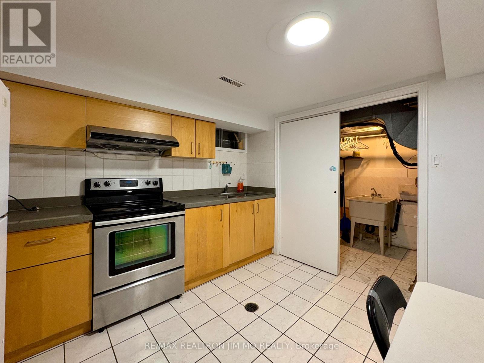 Basement - 39 Hartleywood Drive, Toronto, Ontario  M1S 3N1 - Photo 11 - E14113890
