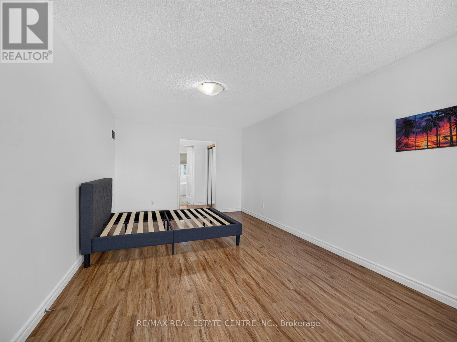 15 Hedgerow Avenue, Brampton, Ontario  L6Y 3C4 - Photo 28 - W14113884