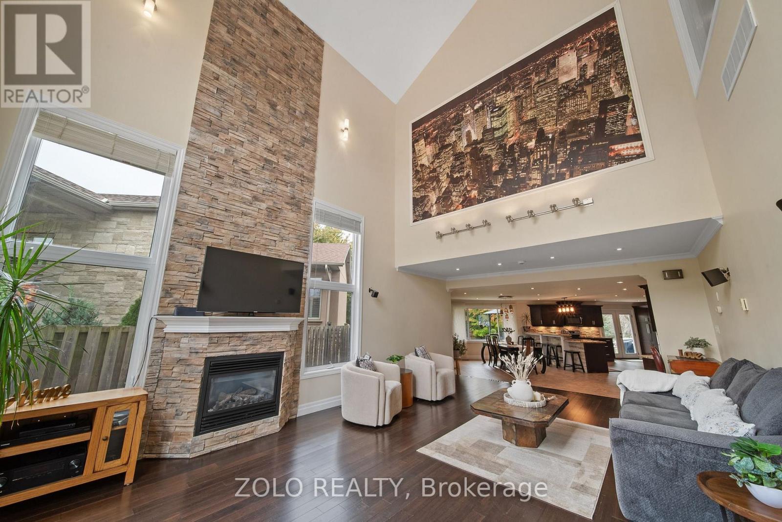 6911b Hickling Crescent, Mississauga, Ontario  L5N 5B1 - Photo 5 - W14081932
