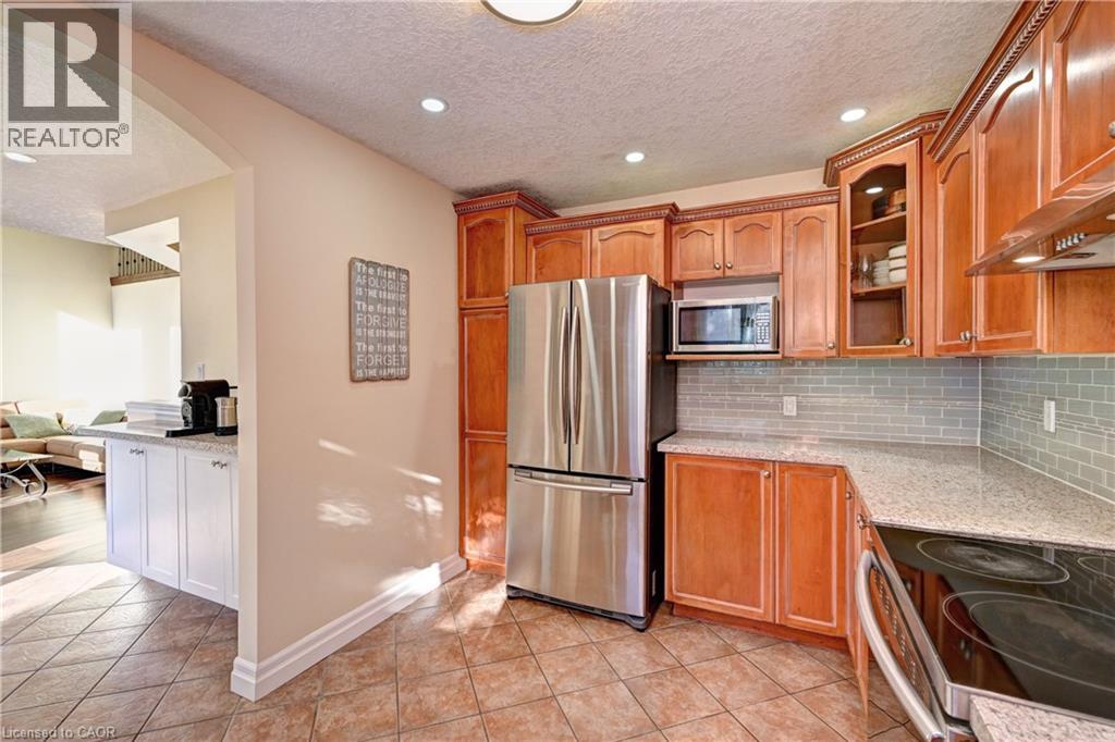 733 Chesapeake Drive, Waterloo, Ontario  N2K 4G3 - Photo 18 - 40873799
