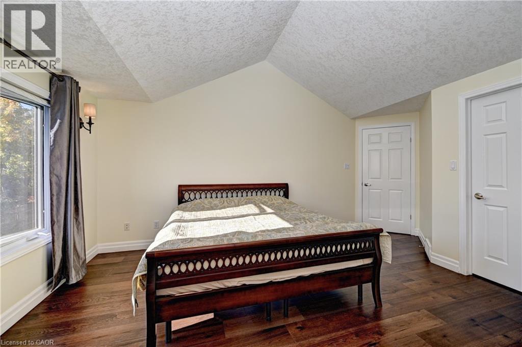 733 Chesapeake Drive, Waterloo, Ontario  N2K 4G3 - Photo 24 - 40873799