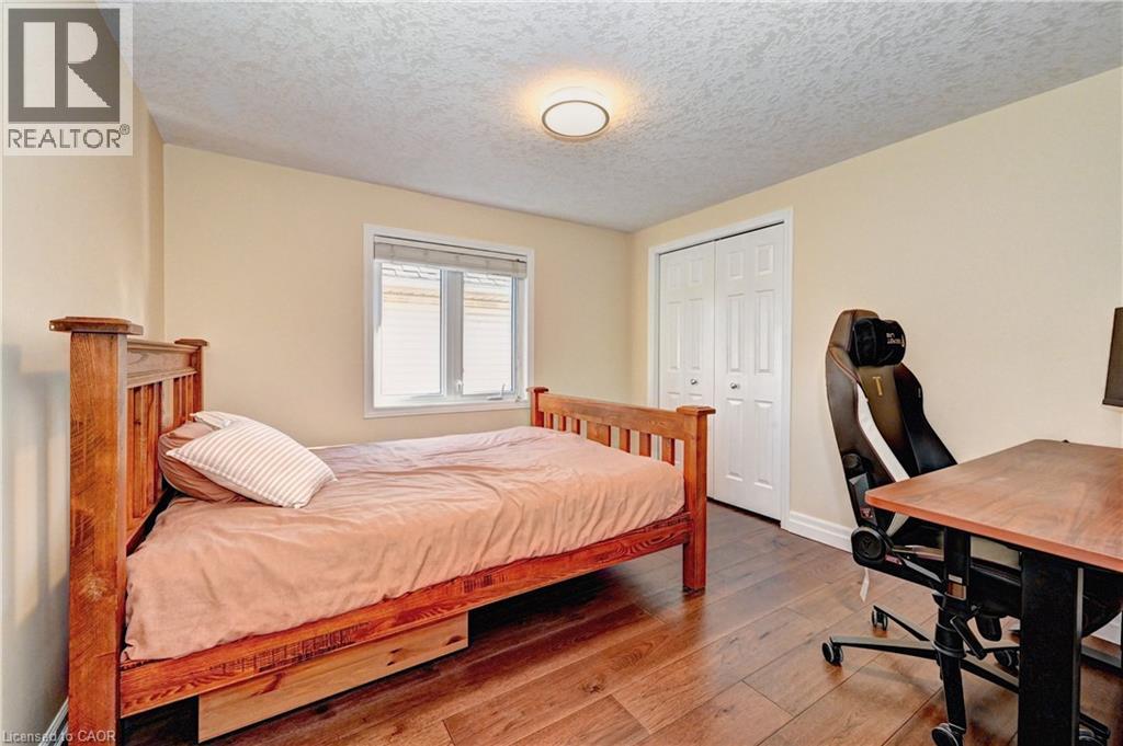 733 Chesapeake Drive, Waterloo, Ontario  N2K 4G3 - Photo 37 - 40873799