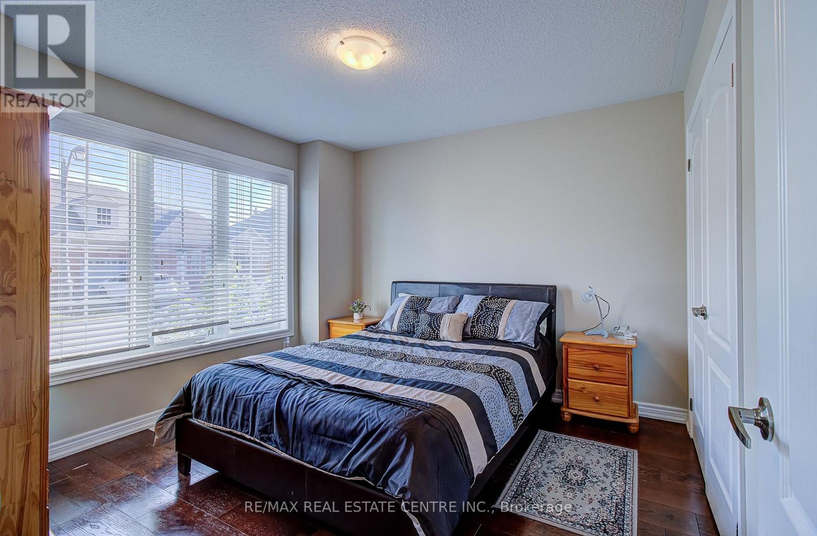 16 Lacorra Way S, Brampton, Ontario  L6R 3P2 - Photo 5 - W14111750
