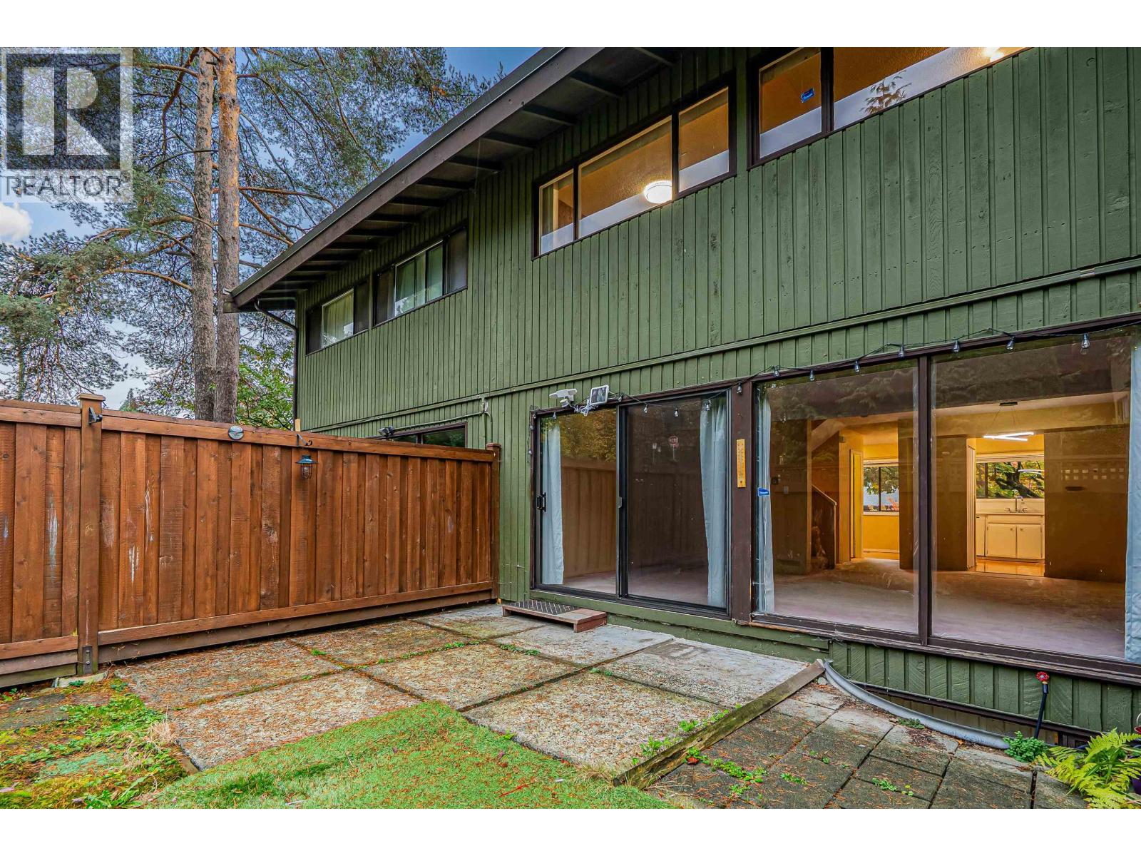 2982 Corona Drive, Burnaby, British Columbia  V3J 1B8 - Photo 7 - R3177783
