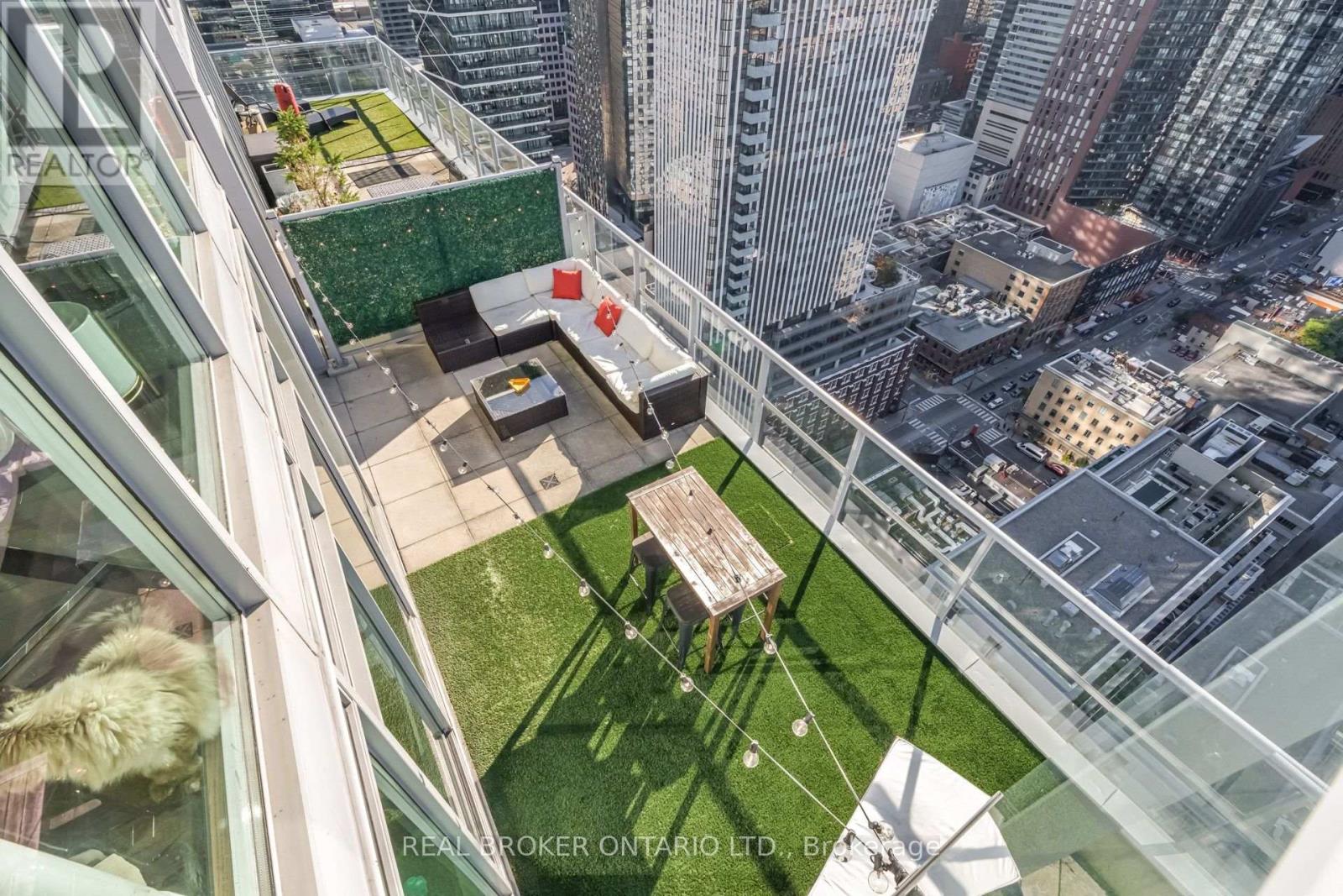 Ph02 - 126 Simcoe Street, Toronto, Ontario  M5H 4E6 - Photo 20 - C14113940