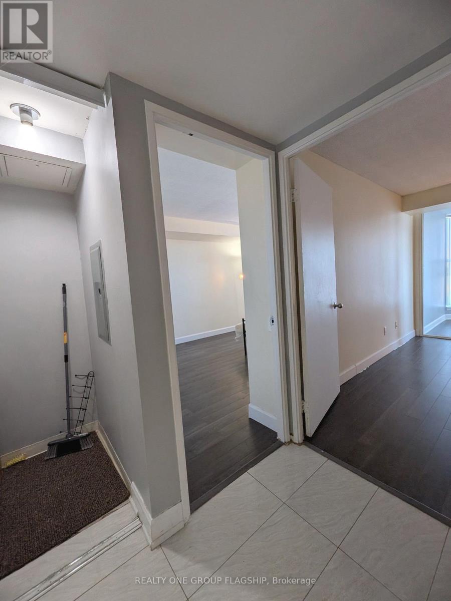 1010 - 2460 Eglinton Avenue E, Toronto (Eglinton East), Ontario  M1K 5J7 - Photo 10 - E14113912
