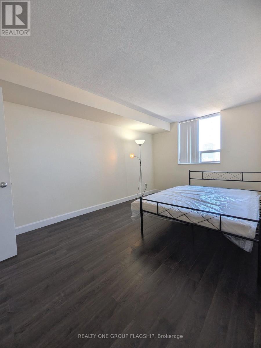 1010 - 2460 Eglinton Avenue E, Toronto (Eglinton East), Ontario  M1K 5J7 - Photo 13 - E14113912