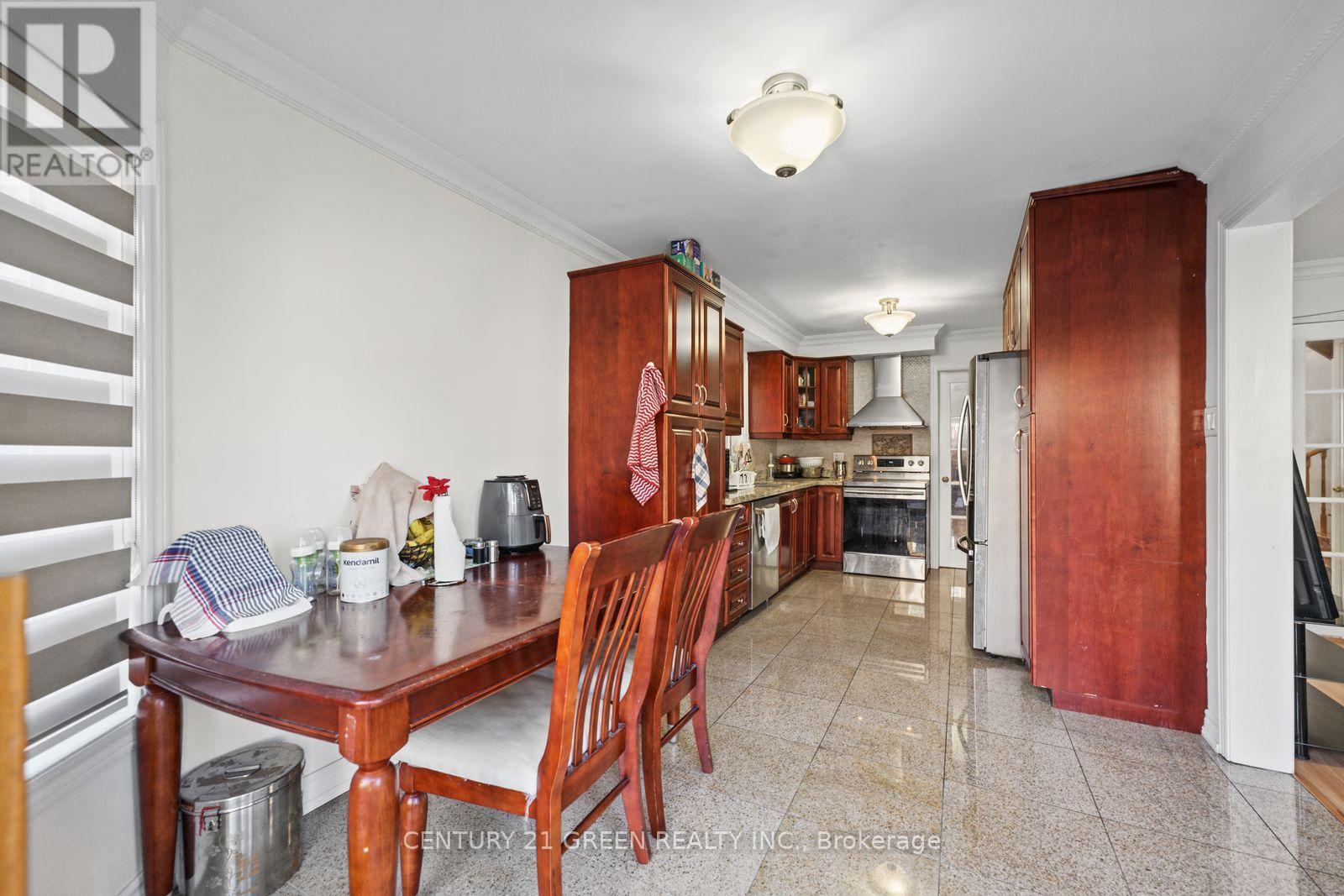 215 Kingknoll Drive, Brampton, Ontario  L6Y 4X4 - Photo 21 - W14113330