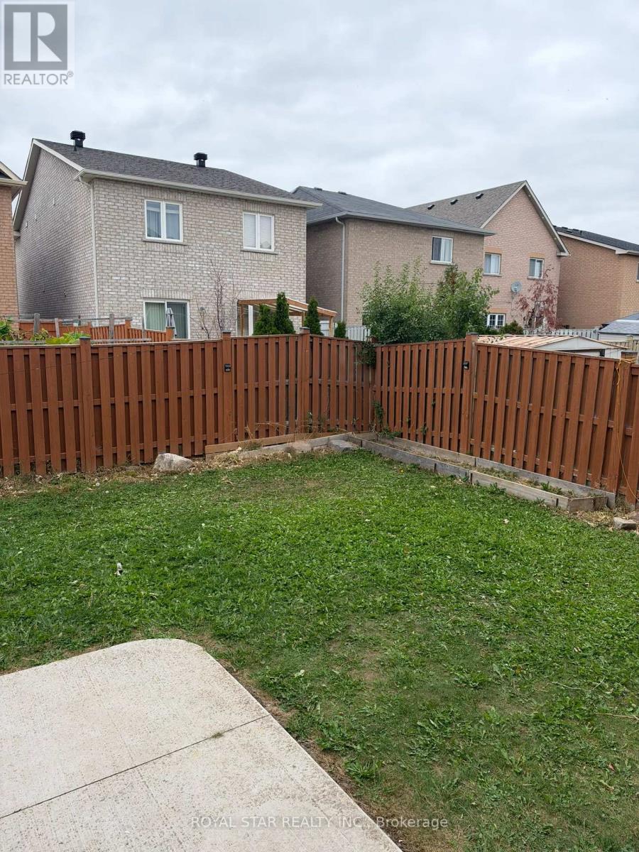 80 Summitgreen Crescent, Brampton, Ontario  L6R 0T6 - Photo 10 - W14113960