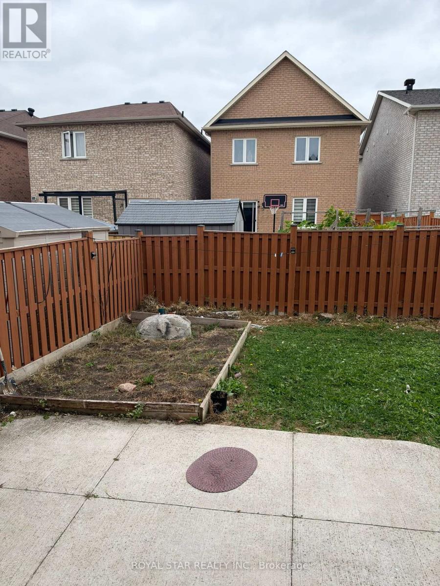80 Summitgreen Crescent, Brampton, Ontario  L6R 0T6 - Photo 12 - W14113960