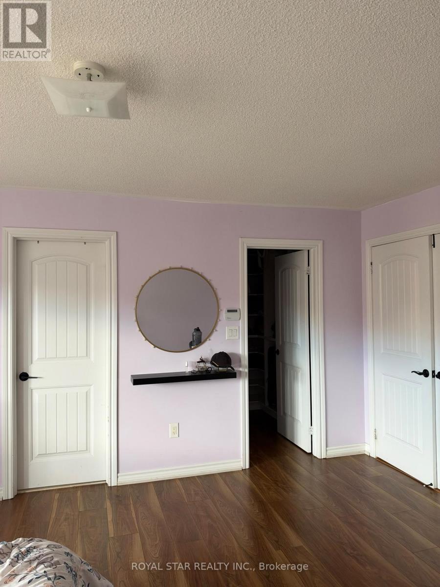 80 Summitgreen Crescent, Brampton, Ontario  L6R 0T6 - Photo 7 - W14113960
