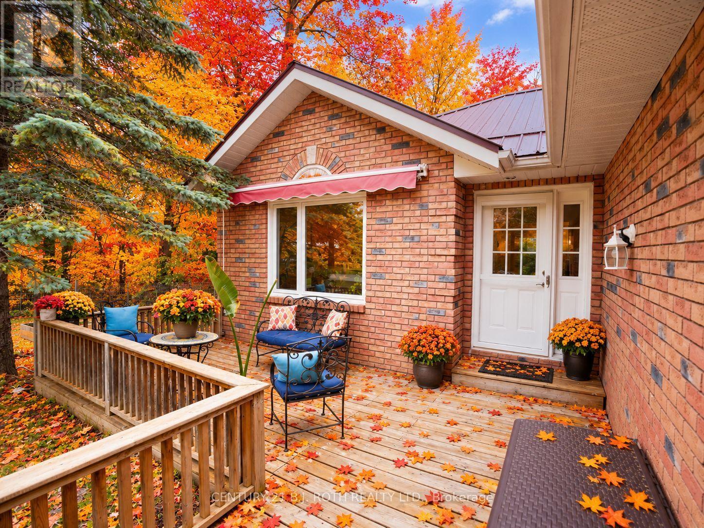 26 Bedford Road, Georgina, Ontario  L0E 1R0 - Photo 3 - N13827692