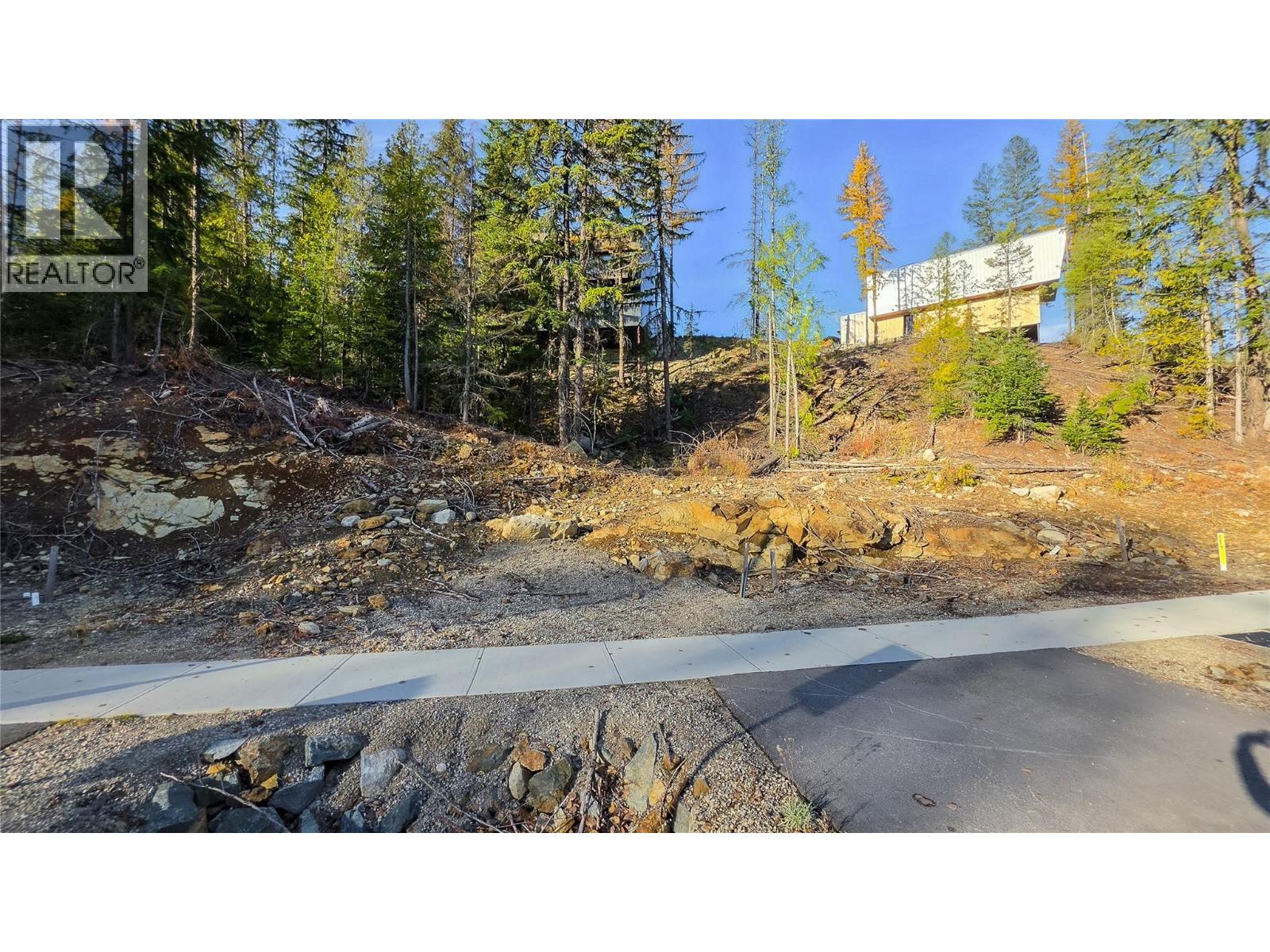 409 Centennial Place, Rossland, British Columbia  V0G 1Y0 - Photo 2 - 10404053