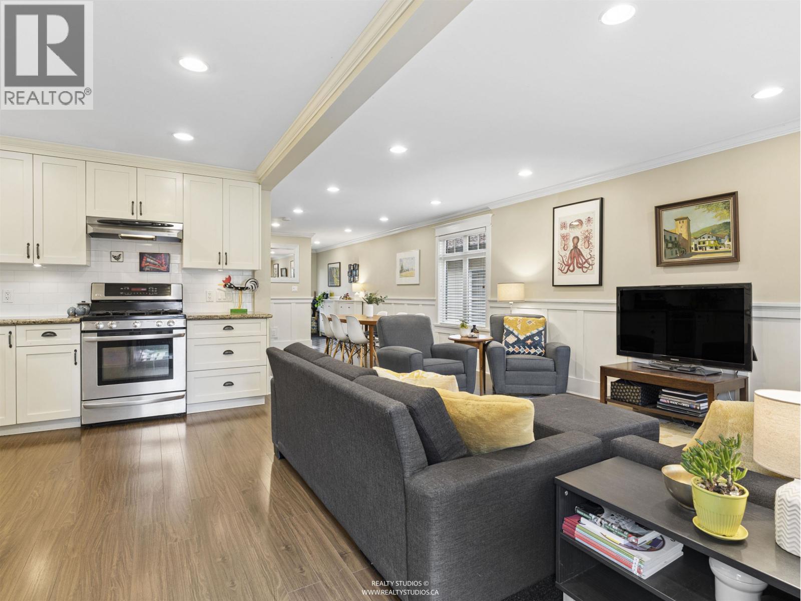 338 E 20th Avenue, Vancouver, British Columbia  V5V 1M3 - Photo 4 - R3178280