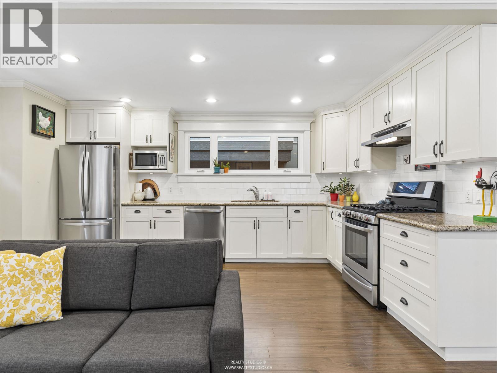 338 E 20th Avenue, Vancouver, British Columbia  V5V 1M3 - Photo 6 - R3178280