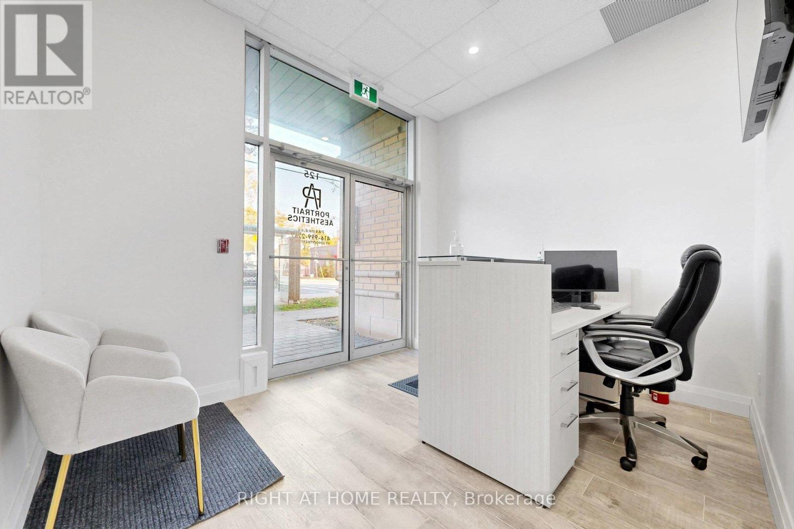 125 - 701 Sheppard Avenue W, Toronto, Ontario  M3H 0B2 - Photo 5 - C13849300