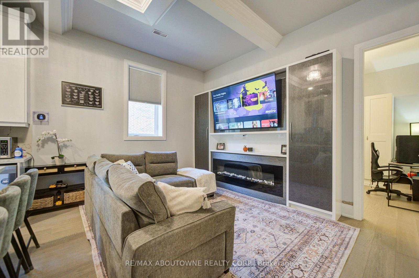 1525 Kenmuir Avenue, Mississauga, Ontario  L5G 4B6 - Photo 10 - W14103420