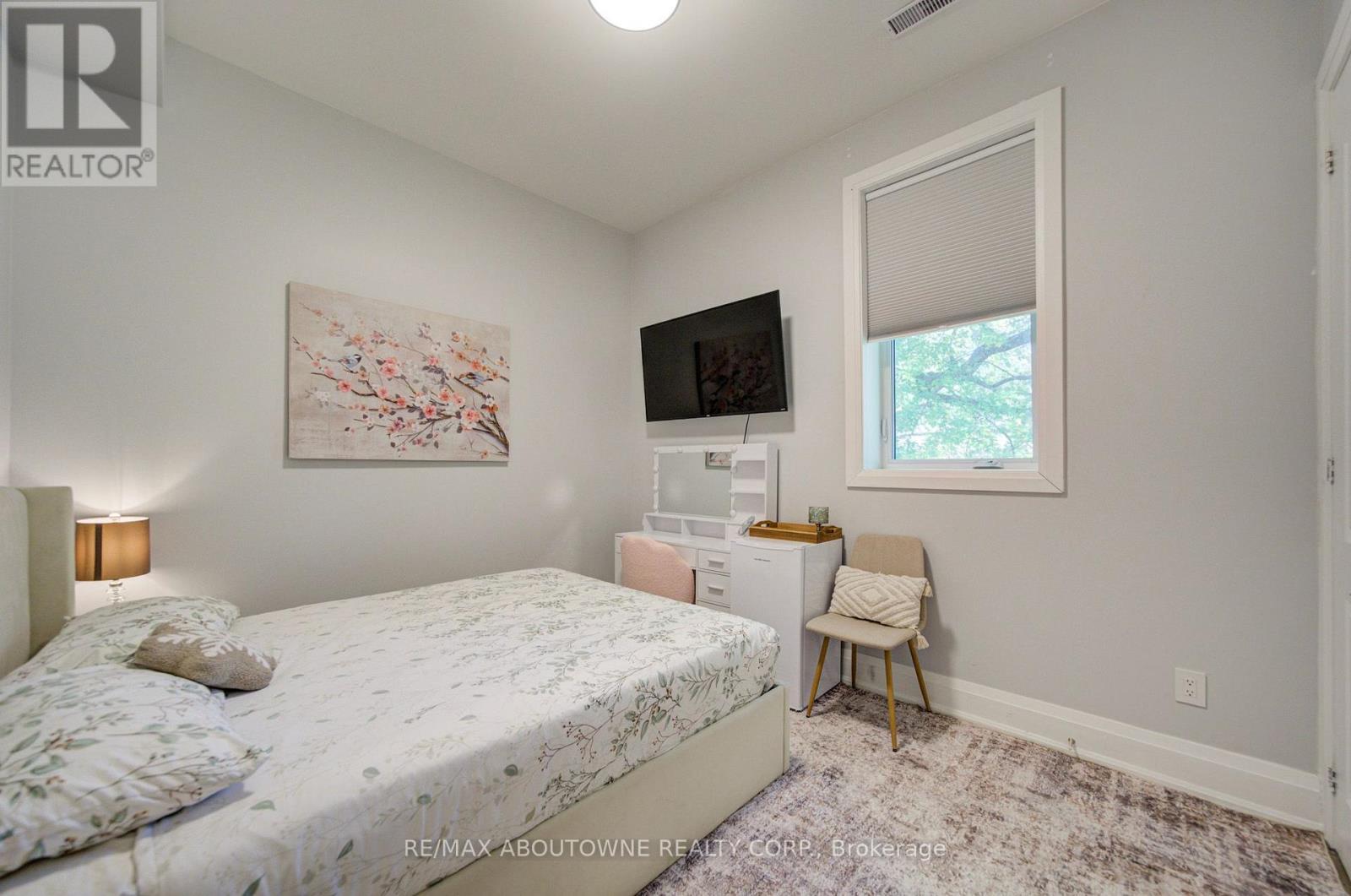 1525 Kenmuir Avenue, Mississauga, Ontario  L5G 4B6 - Photo 14 - W14103420