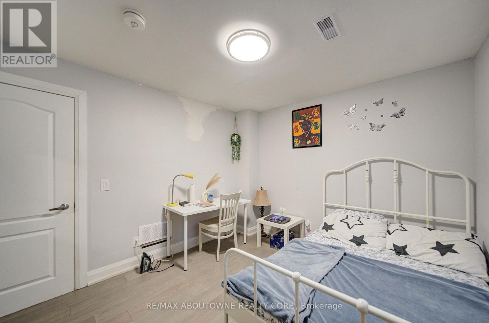 1525 Kenmuir Avenue, Mississauga, Ontario  L5G 4B6 - Photo 29 - W14103420