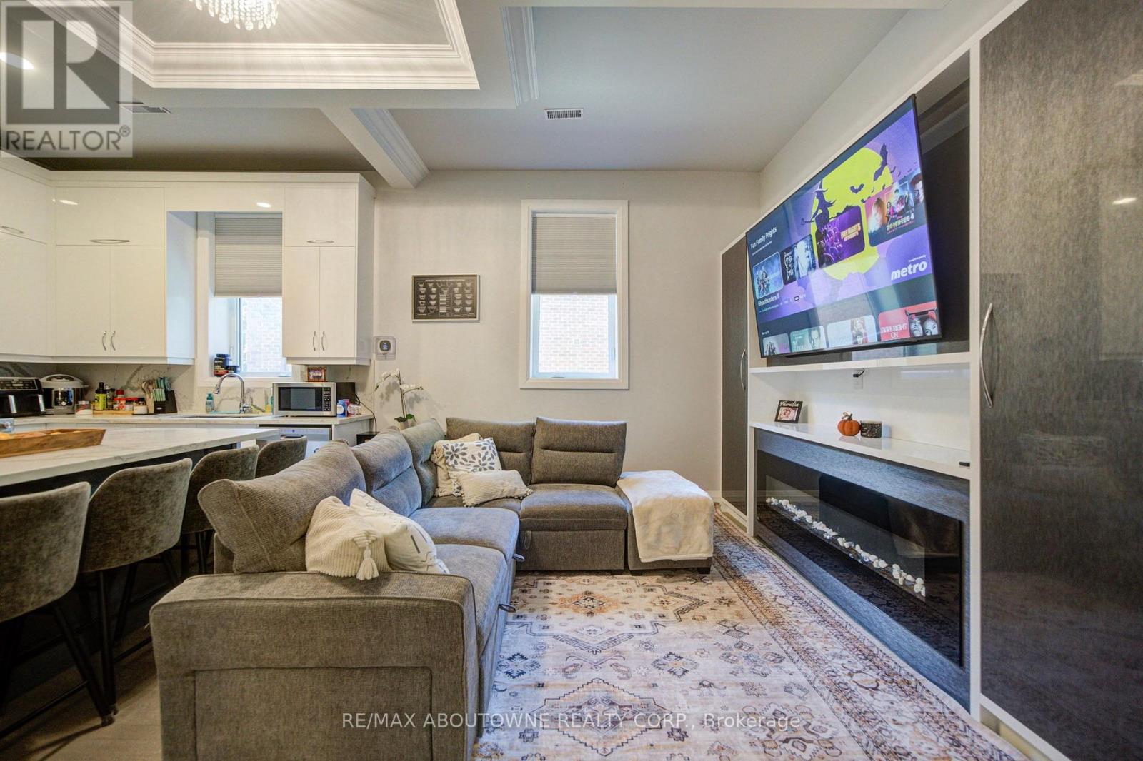 1525 Kenmuir Avenue, Mississauga, Ontario  L5G 4B6 - Photo 11 - W14103420
