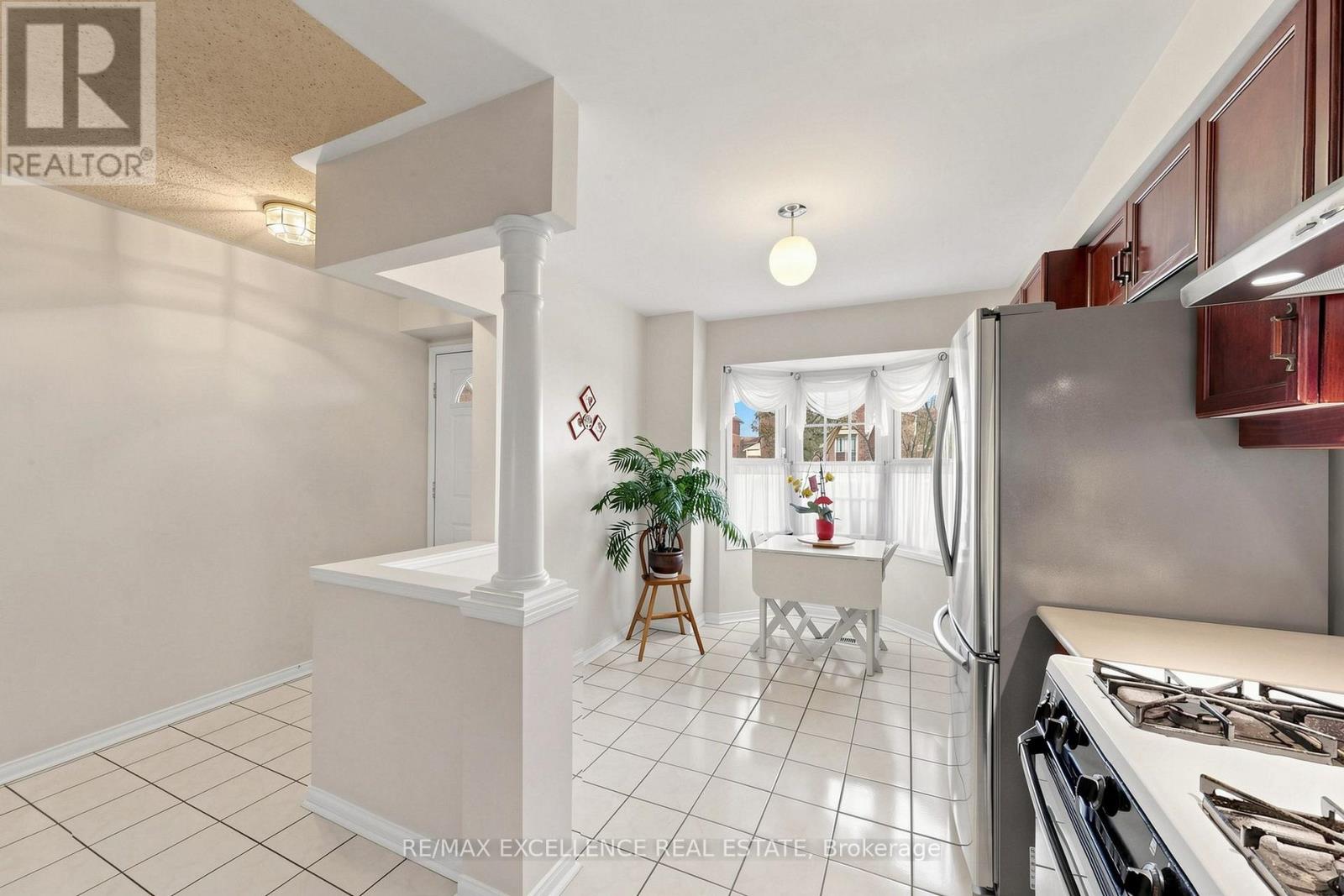 72 Desert Sand Drive, Brampton, Ontario  L6R 1V6 - Photo 15 - W14109528