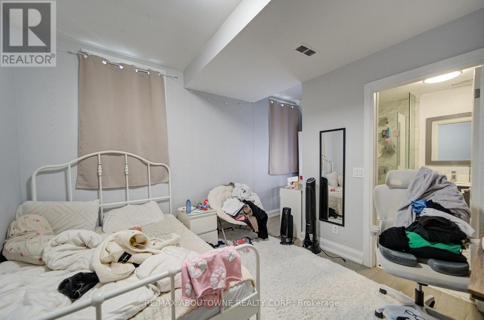 1525 Kenmuir Avenue, Mississauga, Ontario  L5G 4B6 - Photo 30 - W14103420