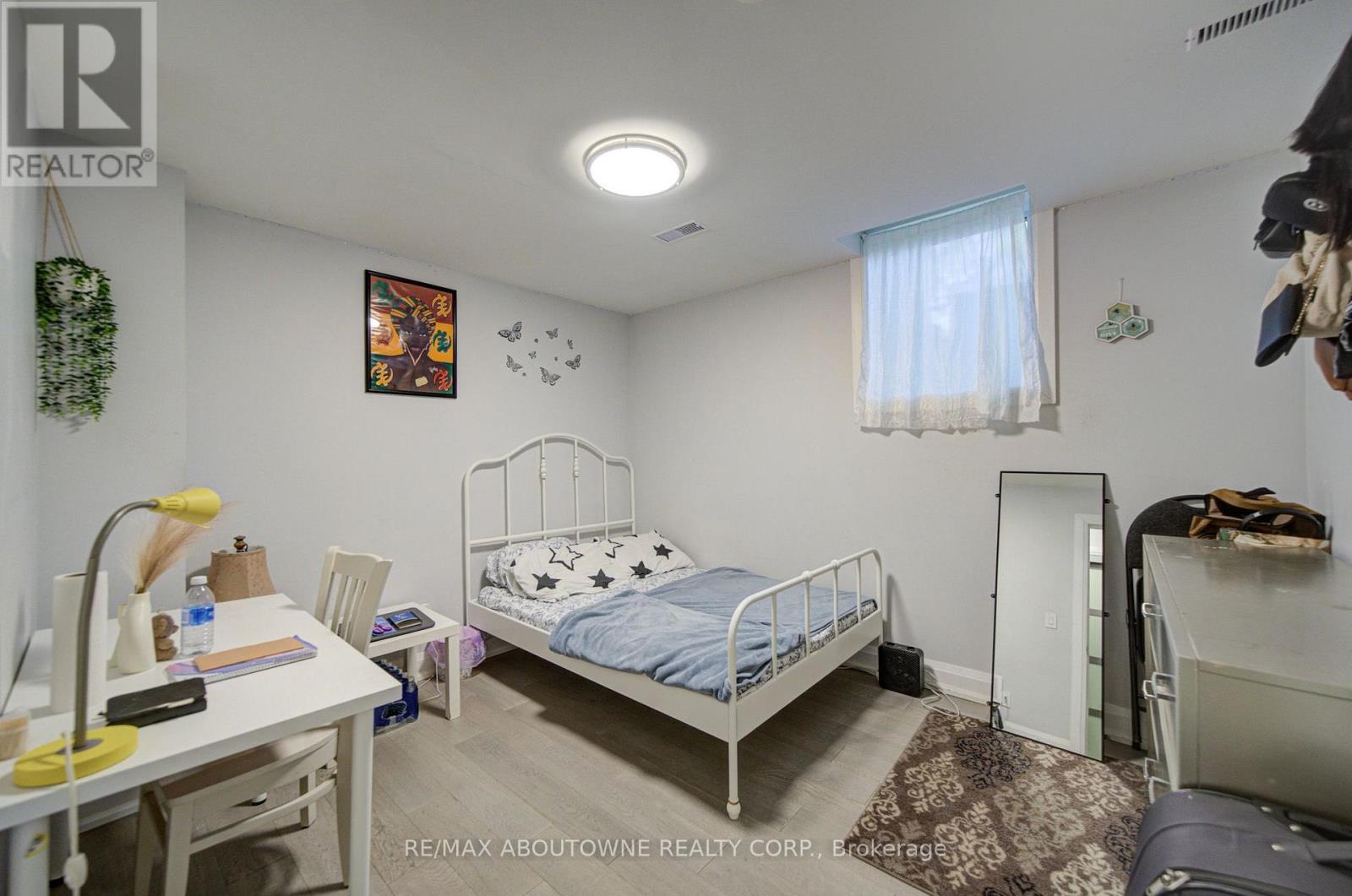 1525 Kenmuir Avenue, Mississauga, Ontario  L5G 4B6 - Photo 28 - W14103420