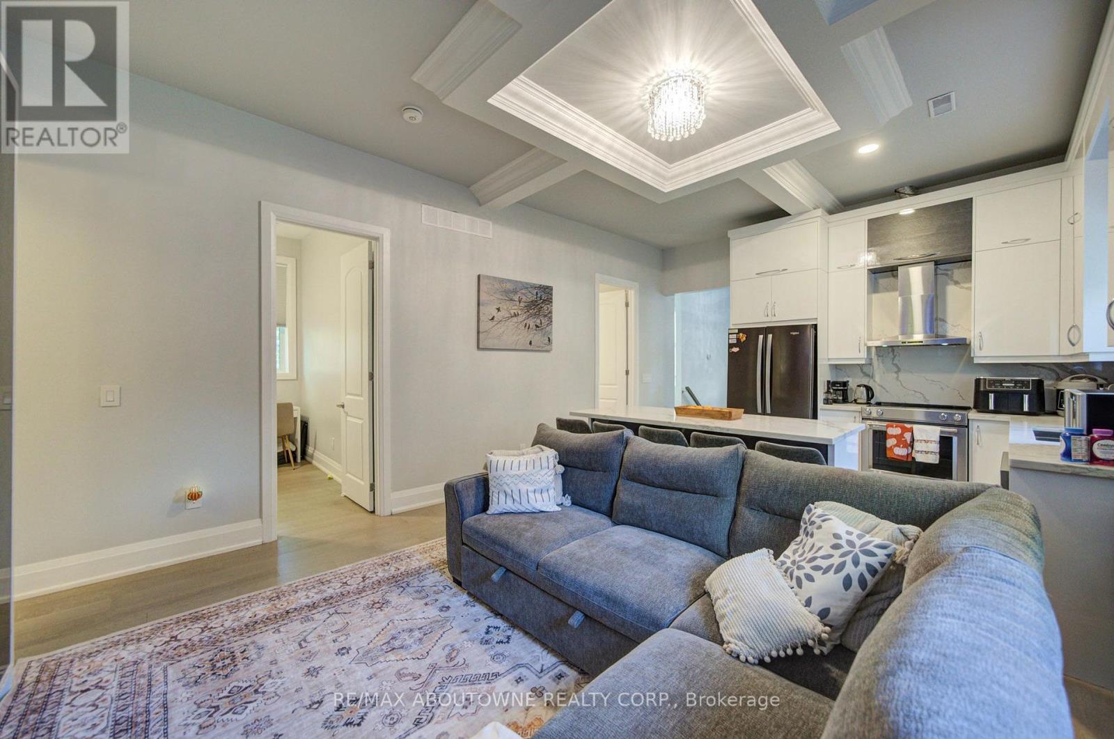 1525 Kenmuir Avenue, Mississauga, Ontario  L5G 4B6 - Photo 13 - W14103420