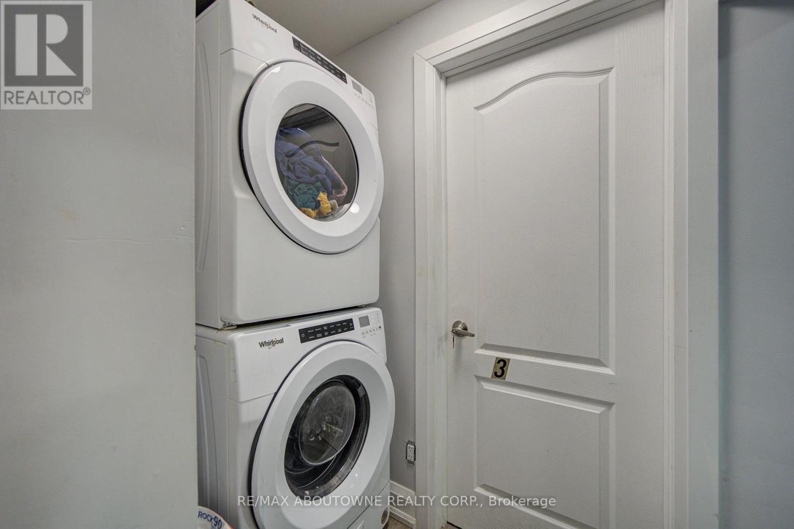 1525 Kenmuir Avenue, Mississauga, Ontario  L5G 4B6 - Photo 35 - W14103420