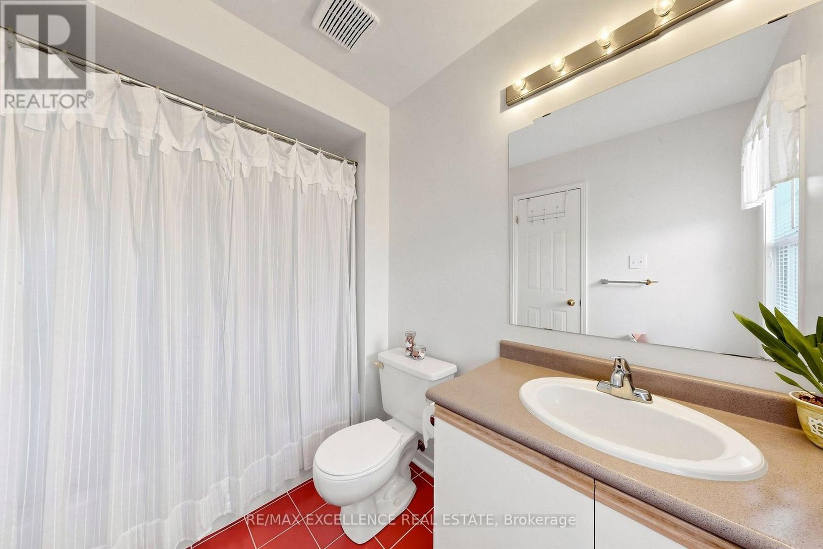 72 Desert Sand Drive, Brampton, Ontario  L6R 1V6 - Photo 24 - W14109528