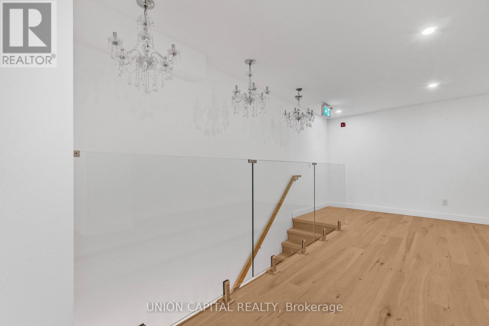 2 - 3429 Yonge Street, Toronto, Ontario  M4N 2N1 - Photo 18 - C13852208