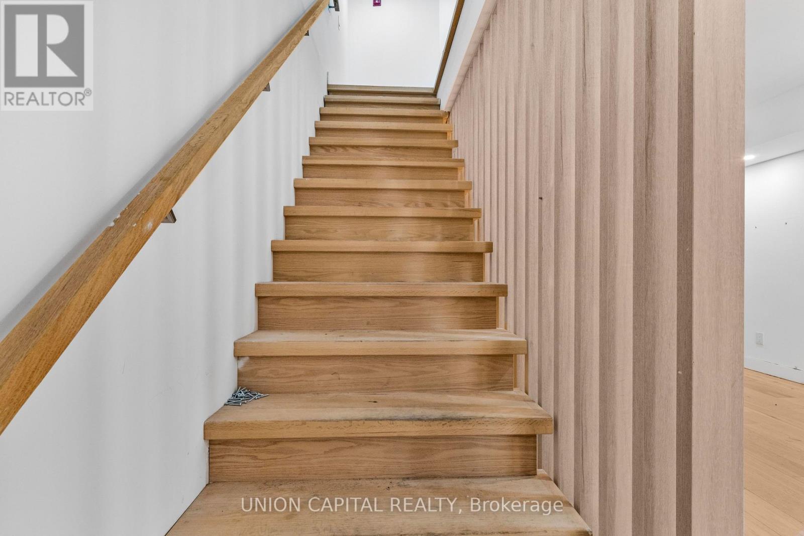 2 - 3429 Yonge Street, Toronto, Ontario  M4N 2N1 - Photo 20 - C13852208
