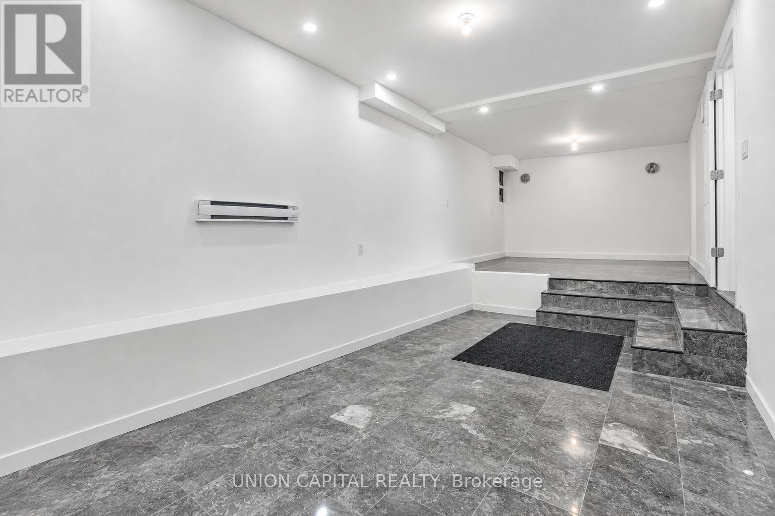 2 - 3429 Yonge Street, Toronto, Ontario  M4N 2N1 - Photo 24 - C13852208