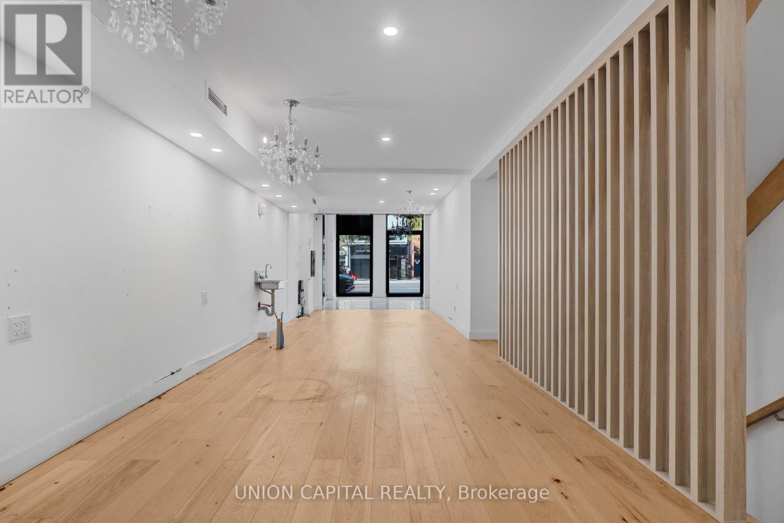 2 - 3429 Yonge Street, Toronto, Ontario  M4N 2N1 - Photo 9 - C13852208