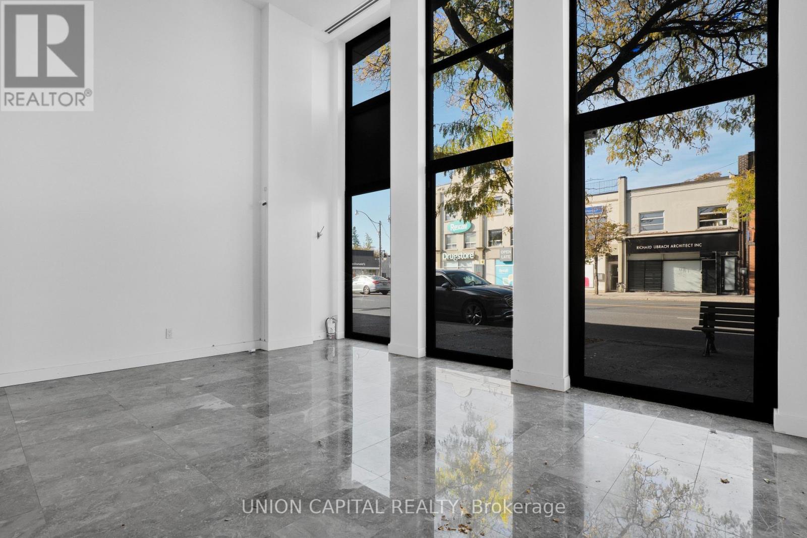 2 - 3429 Yonge Street, Toronto, Ontario  M4N 2N1 - Photo 4 - C13852208