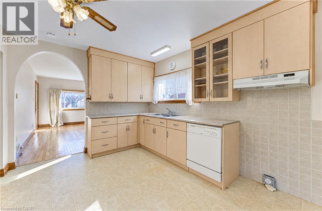 144 Graham Street, Waterloo, Ontario  N2J 1A1 - Photo 19 - 40872373