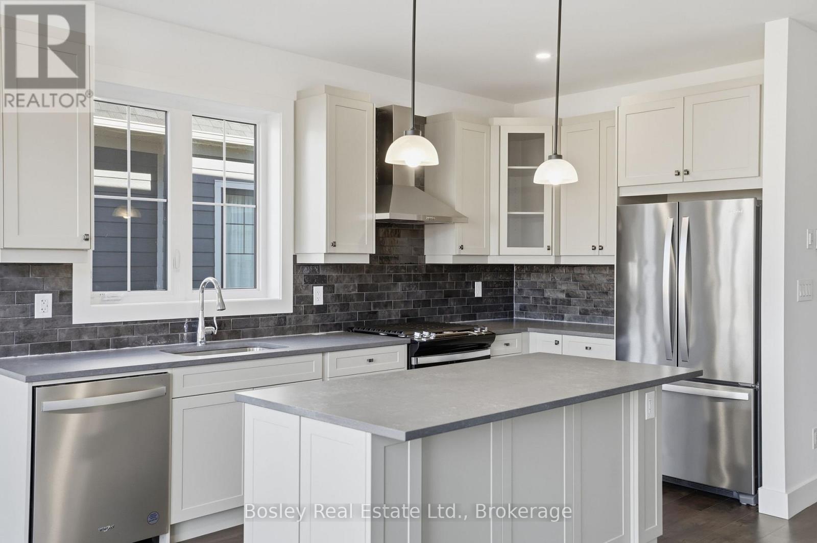 134 White Oak Crescent, Blue Mountains, Ontario  L9Y 0Z3 - Photo 11 - X14111220